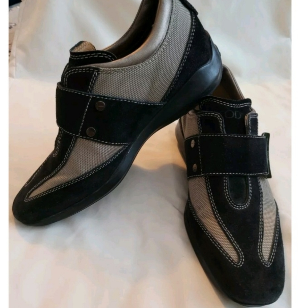 Tod's Wm Sneakers/Driving Shoes Size 37